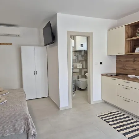 Apartment Natalija Krk Town
